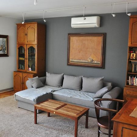Apartamento Apartman Jazzar Arandjelovac Exterior foto